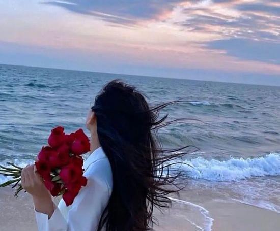 لاکچری عکس دختر برای پروفایل اینستا