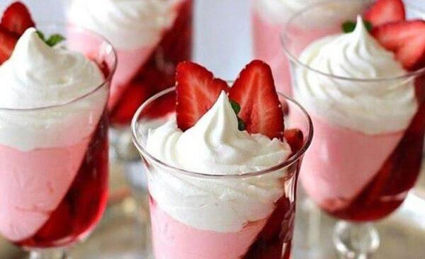 عکس پودر ژله توت فرنگی