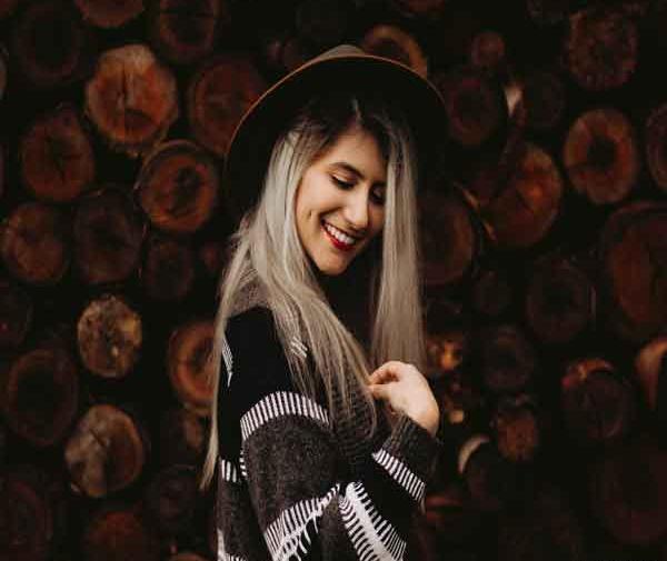 عکس دختر واقعی برای پروفایل نوشته