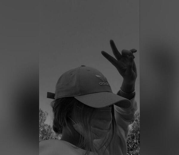 عکس دختر لاتی با کلاه برای پروفایل