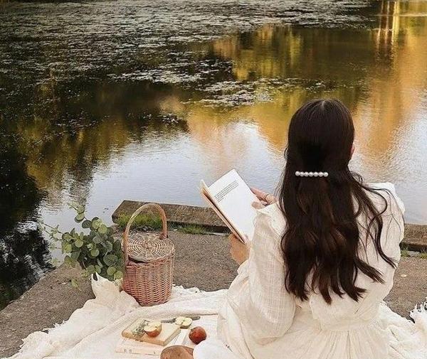 عکس دختر طبیعی ساده برای پروفایل