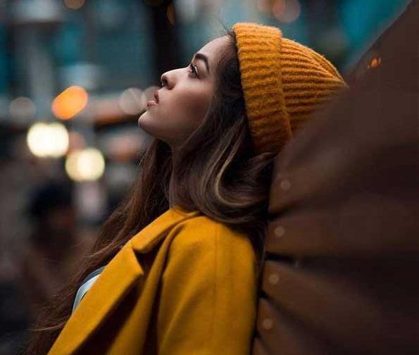 عکس دختر روی پل برای پروفایل