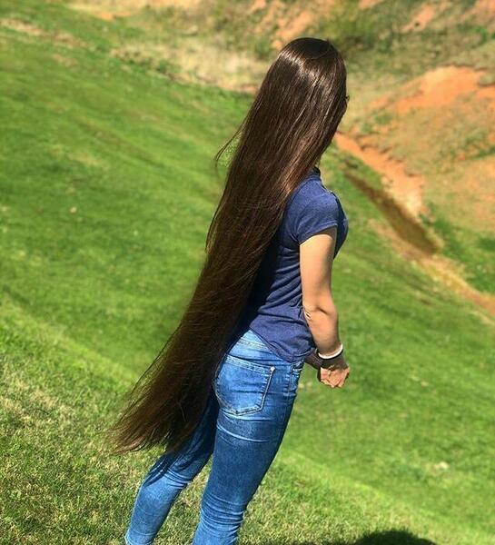 عکس دختر مو بلند برای پروفایل فیک