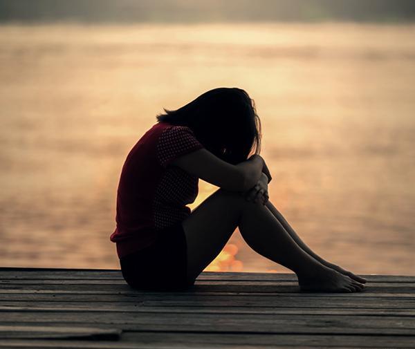 عکس دختر تنها برای پروفایل اینستاگرام