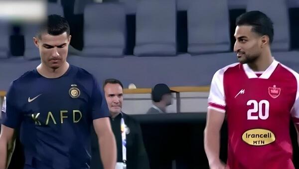 عکس رونالدو با لباس استقلال و پرسپولیس