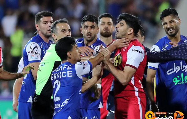 عکس رونالدو با لباس استقلال و پرسپولیس