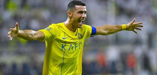 عکس رونالدو با شیر در النصر
