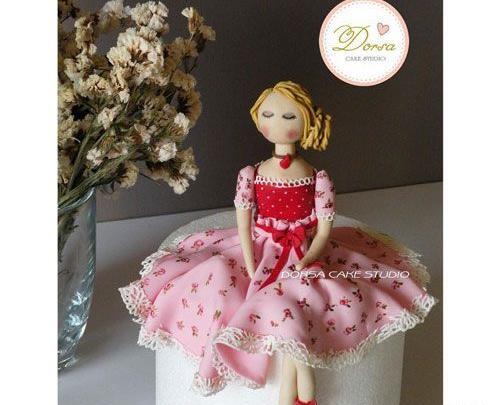 عکس عروسک های روی کیک