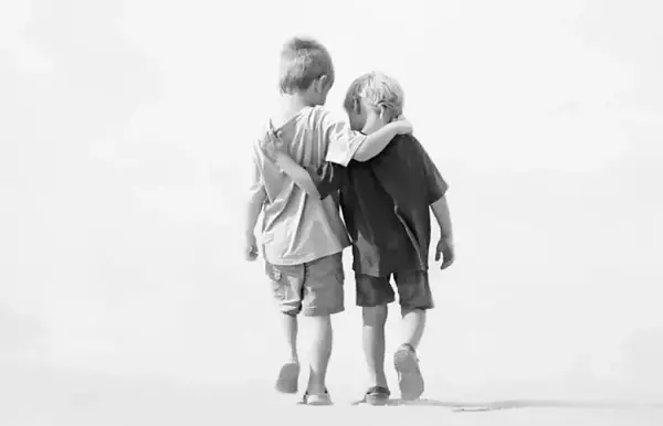 عکس رفیقانه پسرانه