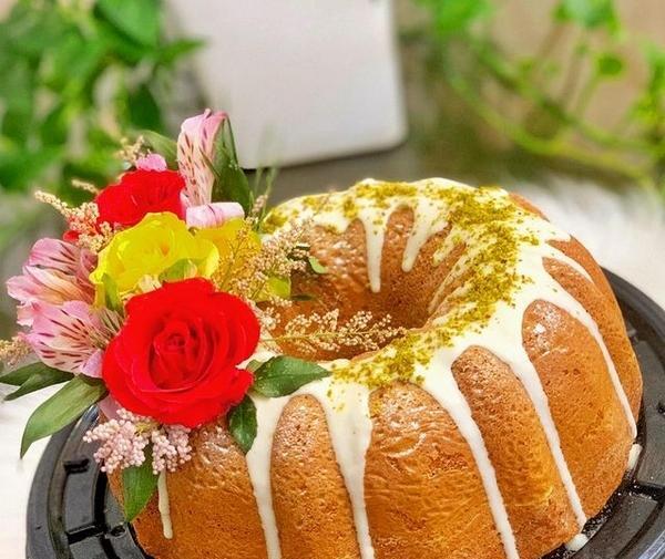 طرز انداختن عکس روی کیک