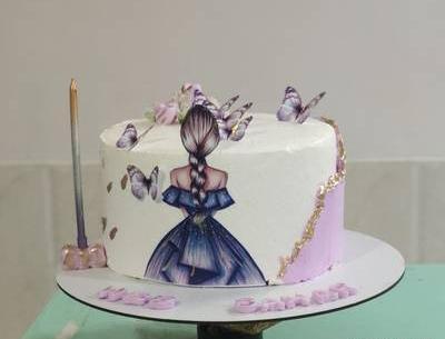 طرز انداختن عکس روی کیک