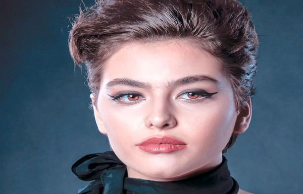 عکس های مدلینگ ریحانه پارسا