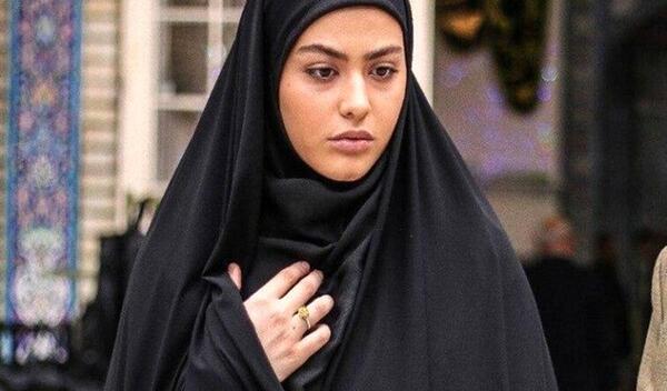عکس ریحانه پارسا در گشت ارشاد 3