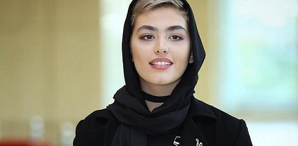 عکس ریحانه پارسا در گشت ارشاد 3