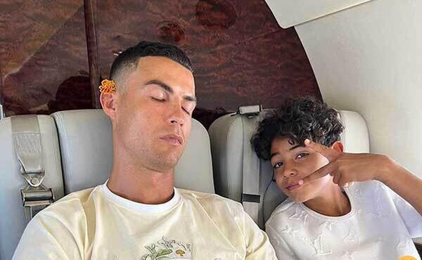 عکس گوشی رونالدو جونیور
