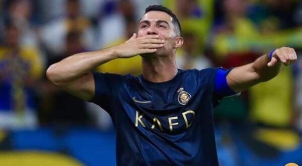 عکس رونالدو لباس پرسپولیس