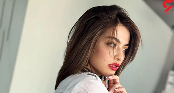عکس از ریحانه پارسا در خارج
