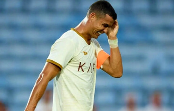 عکس ناراحتی رونالدو در النصر