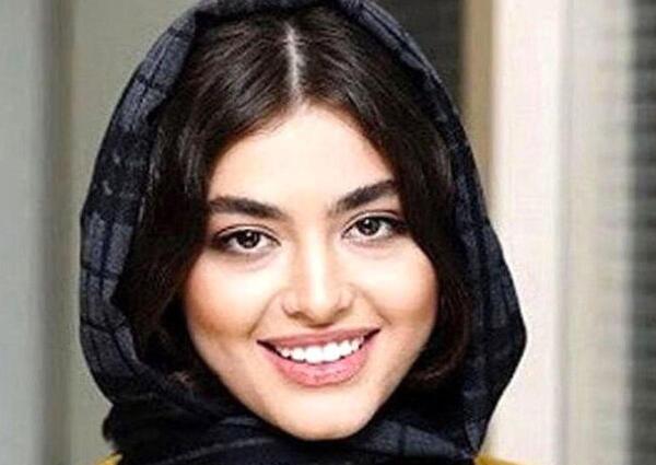 عکسهای جدید ریحانه پارسا در ترکیه