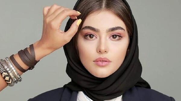 عکسهای جدید ریحانه پارسا در ترکیه