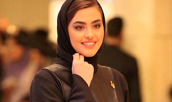 عکس هایی از ریحانه پارسا در ترکیه