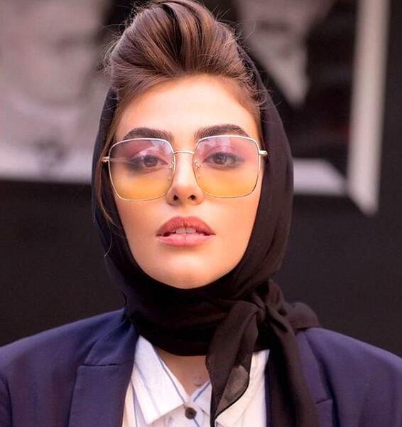 عکس ریحانه پارسا در هاوایی
