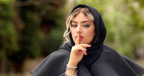 عکس ریحانه پارسا در هاوایی