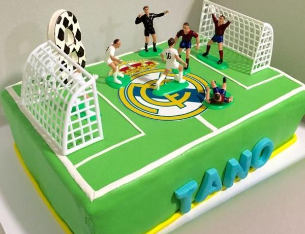 عکس کیک تولد پسرانه فوتبالی رونالدو