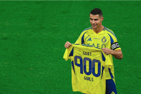 عکس فوتبالی رونالدو در النصر