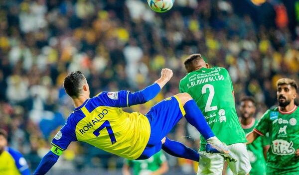 عکس فوتبالی رونالدو در النصر