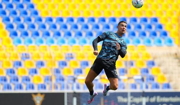 عکس فوتبالی رونالدو در النصر