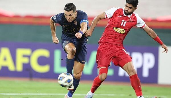 عکس رونالدو در بازی با پرسپولیس