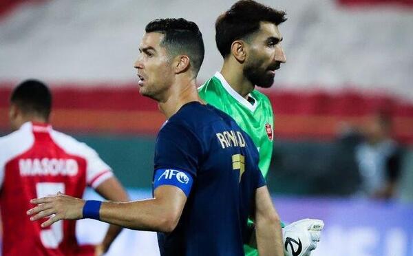 عکس رونالدو در بازی با پرسپولیس