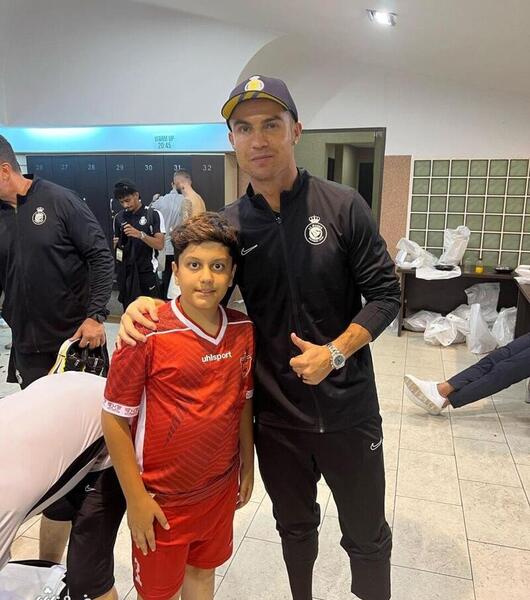 عکس رونالدو در بازی با پرسپولیس