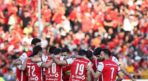 عکس رونالدو با بازیکنان پرسپولیس
