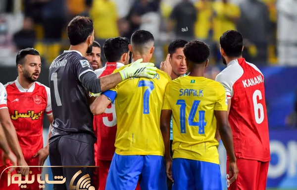 عکس رونالدو با بازیکنان پرسپولیس