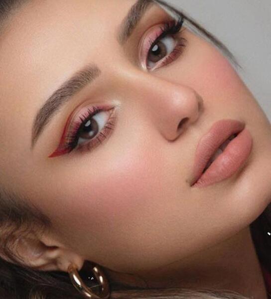 عکس آرایش ساده دخترانه