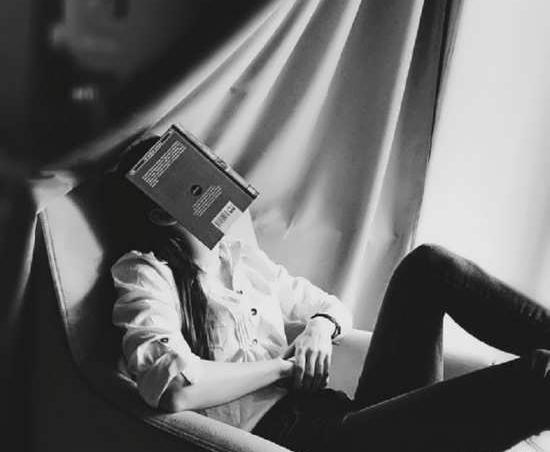 عکس پروفایل دخترونه تاریکی