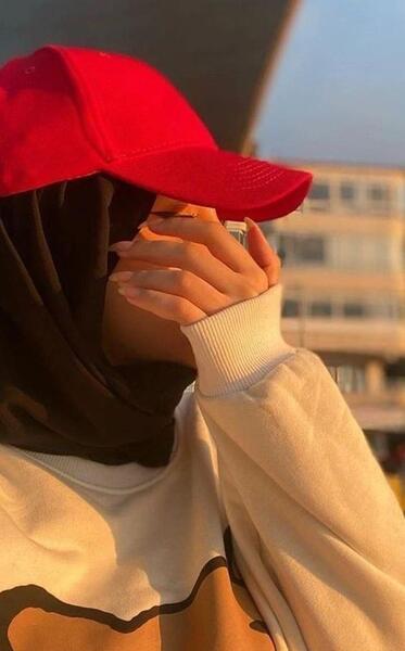 نيم رخ عکس دخترونه شیک و باکلاس خارجی