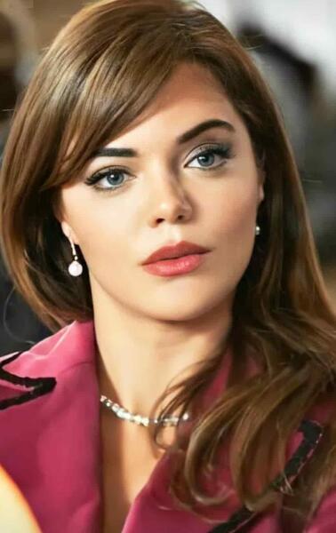 عکس های شخصی زلیخا
