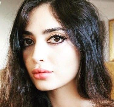 عکس زلیخا در چوکوروا قبل عمل