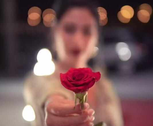 دخترونه عکس گل برای پروفایل واتساپ