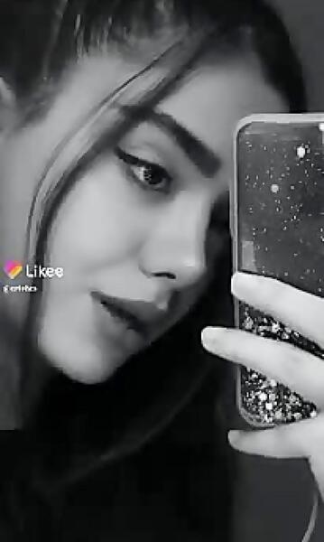عکس دخترونه نیم رخ فیک