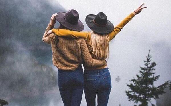 عکس دونفره دخترانه رفیق
