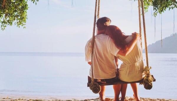 عکس دونفره بغل بدون متن