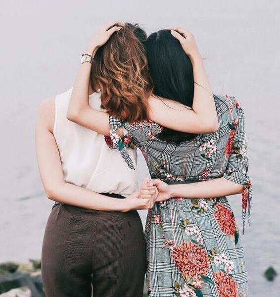 عکس پروفایل دوستانه دونفره دخترانه