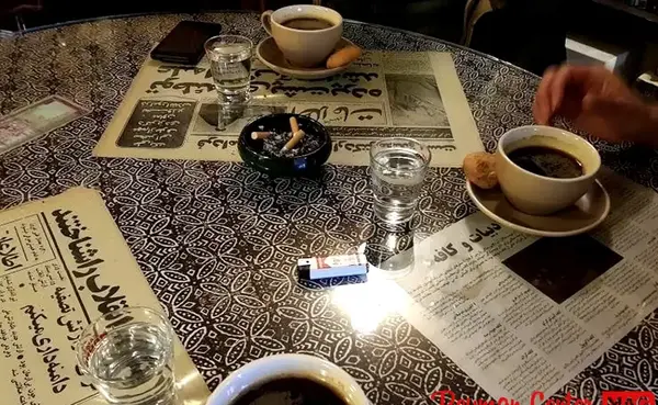 عکس دونفره تو کافی شاپ