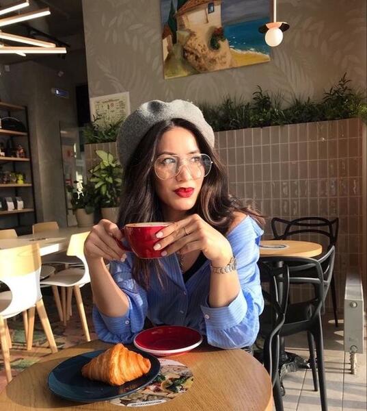 عکس دونفره تو کافی شاپ