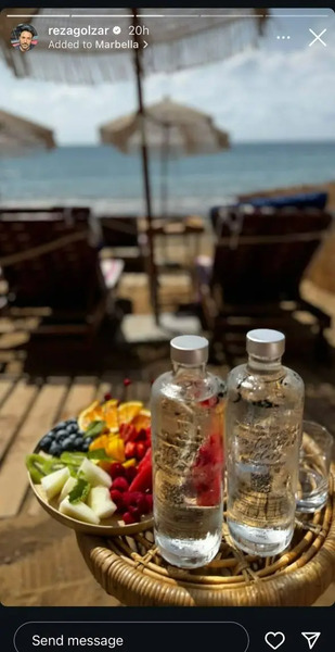 عکس دونفره گلزار و آیسان