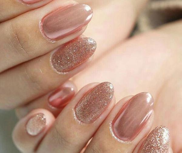 عکس ناخن دخترانه اکلیلی